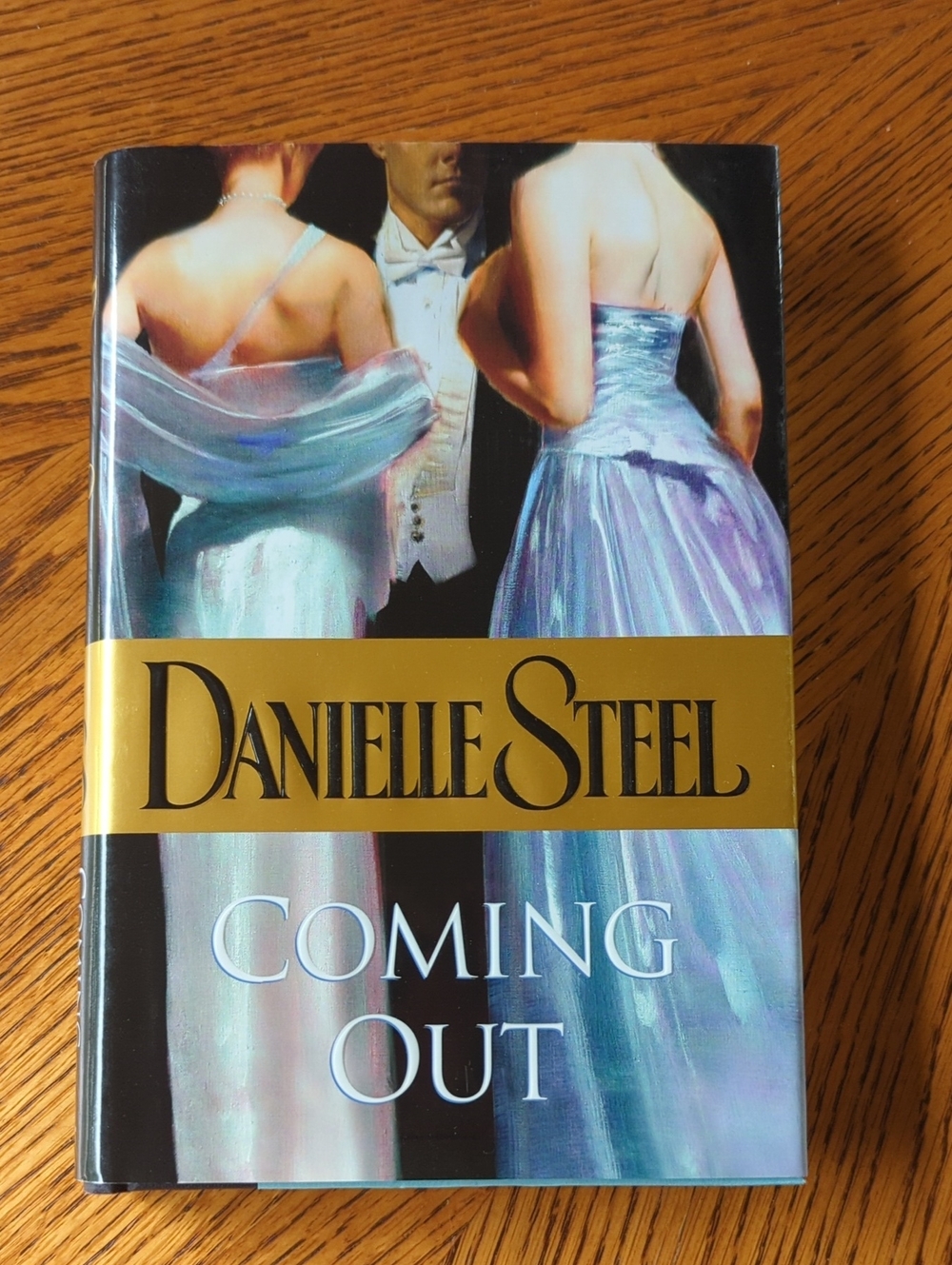 Danielle Steel - Coming out hardcover Book - like New.